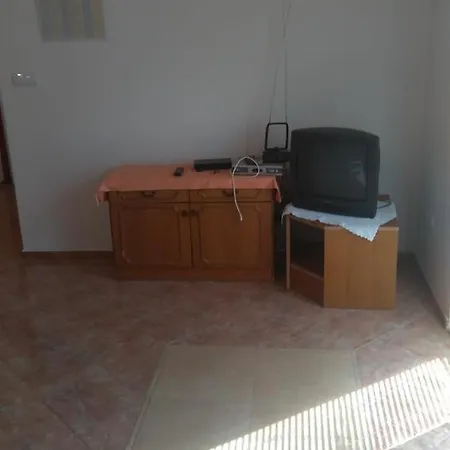 Stanici 12158b