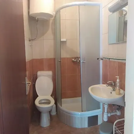 Stanici 12158b *